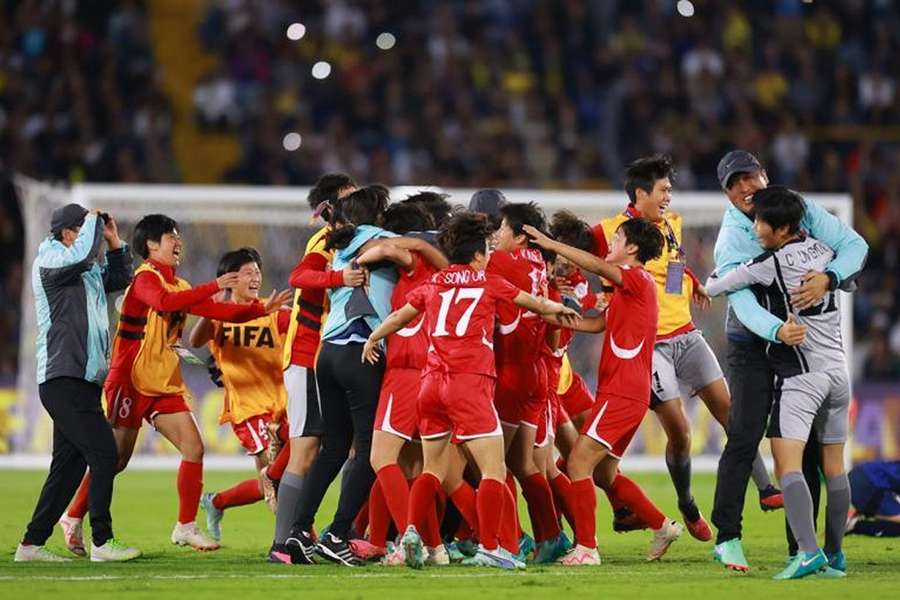 Korea DPR‘s U-20 WNT celebrate