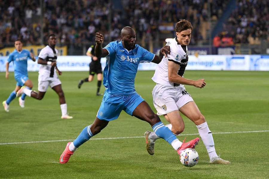 Lukaku contro Leoni