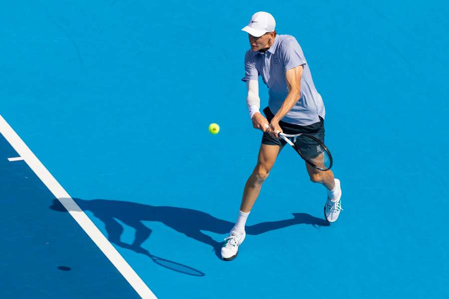 Hubert Hurkacz zaliczył ogromny spadek w rankingu ATP, Jannik Sinner wciąż liderem