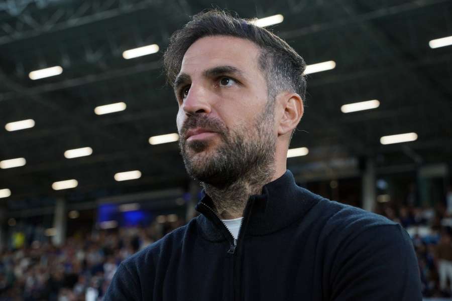 Cesc Fabregas bleibt Trainer am Comer See.