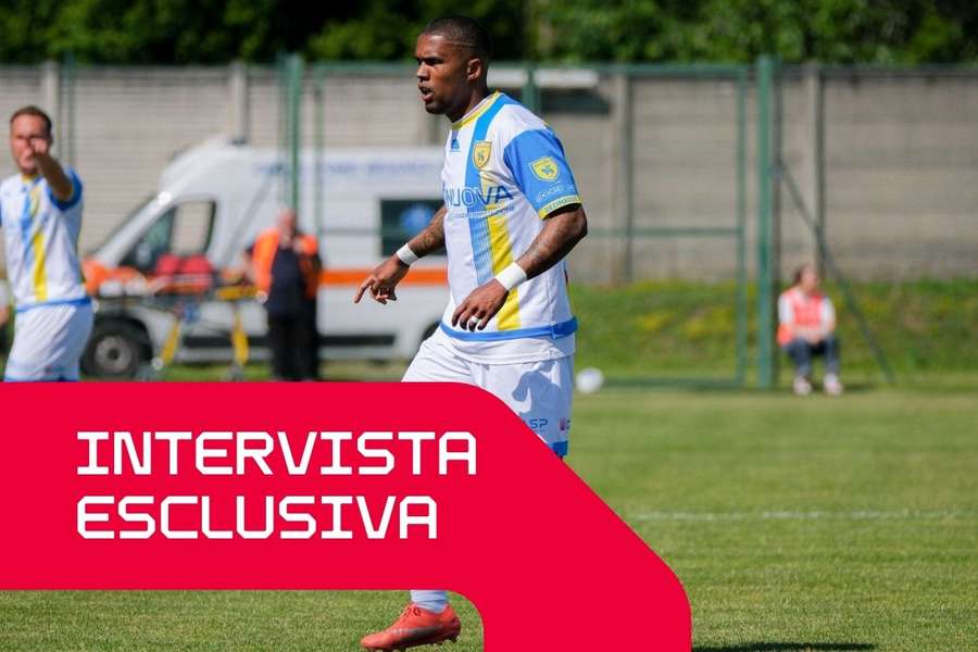 Douglas Costa Douglas Costa