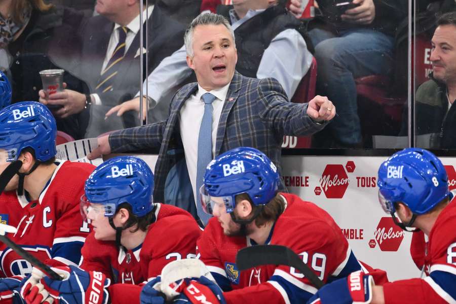 Montreal Canadiens får head coach tilbage efter familieorlov