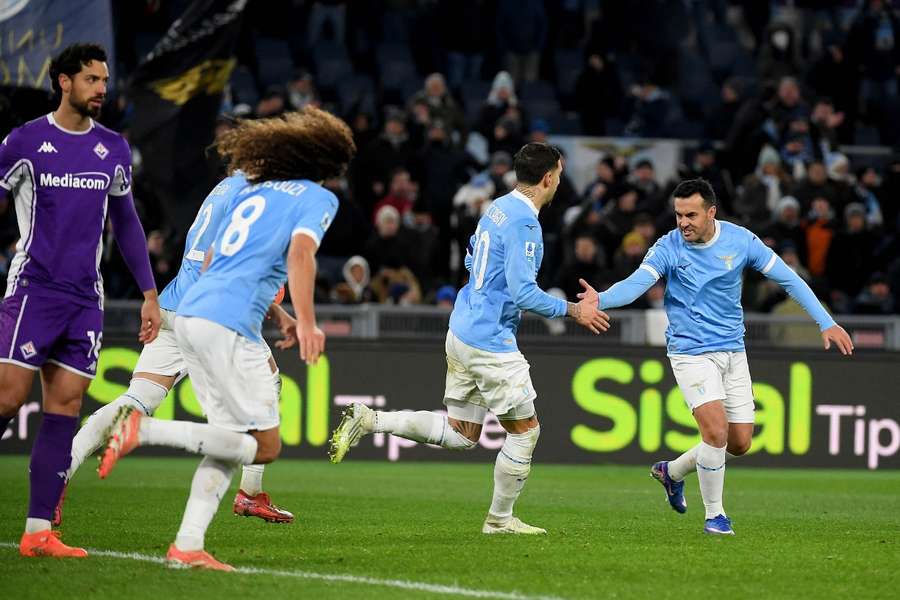 Pedro celebra su gol Pedro celebra su gol