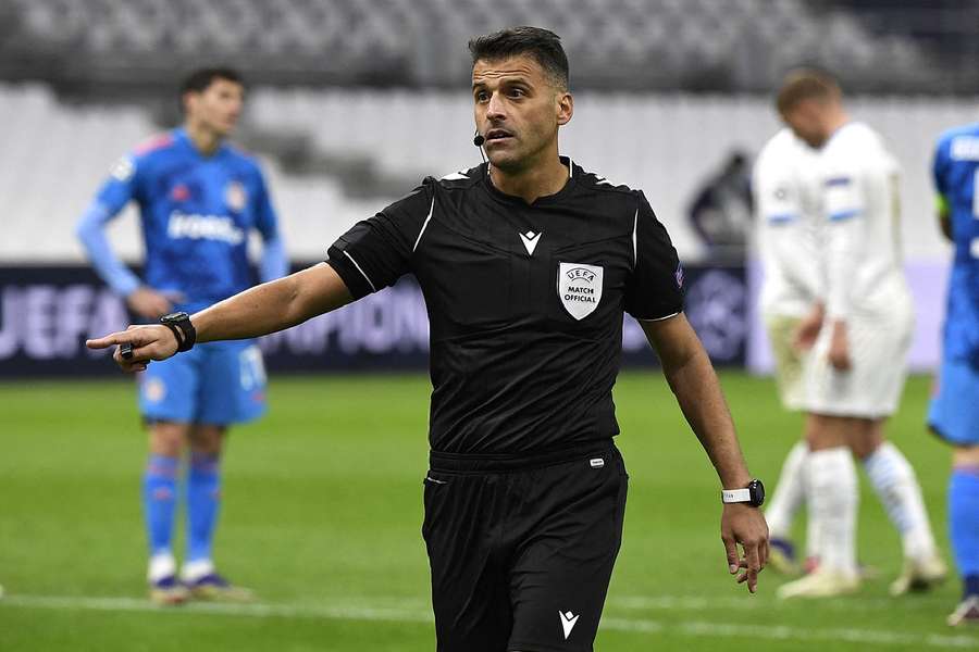 Esta será a terceira vez que Del Cerro Grande arbitra um jogo do Benfica