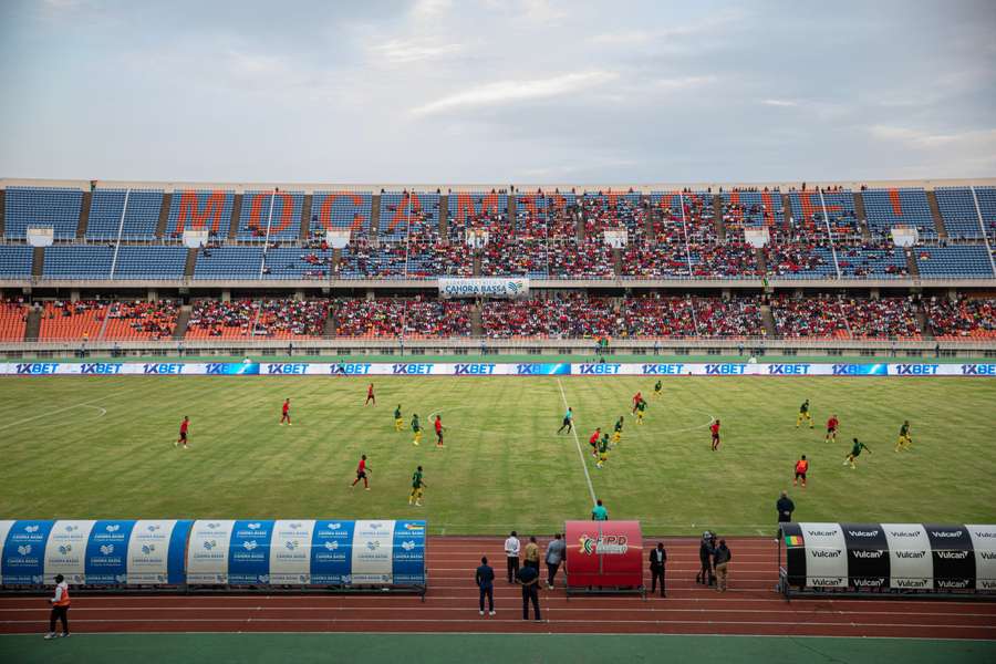 Jogo de futebol em Maputo