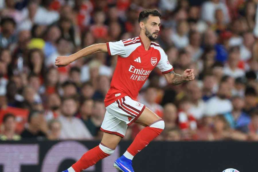 DONE DEAL: Arsenal confirm Fabio Vieira Hamburg exit DONE DEAL: Arsenal confirm Fabio Vieira Hamburg exit