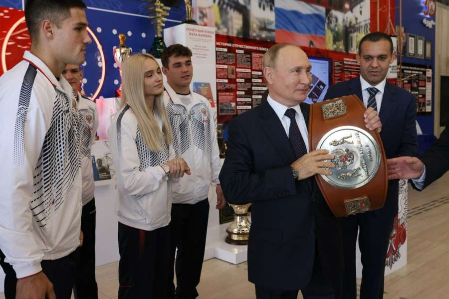 IBA foi retirada das Olimpíadas devido à forte ligação com a Rússia
