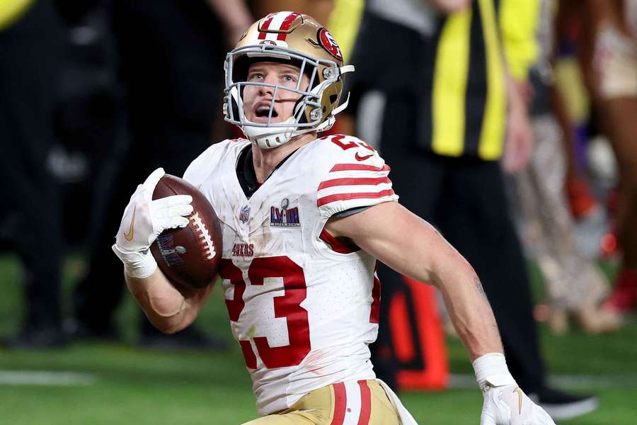 Christian McCaffrey está de volta aos 49ers depois de algum tempo parado por lesão