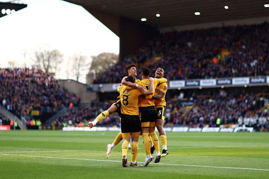 Wolves are looking to put last week's 6-0 thrashing at Brighton behind them