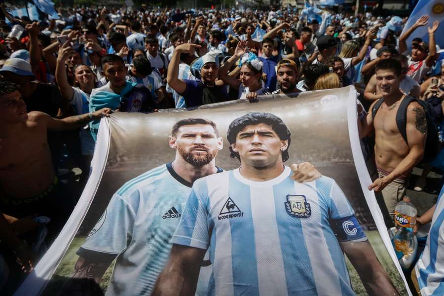 Messi se Maradonovi ziskem titulu mistra světa pomyslně vyrovnal