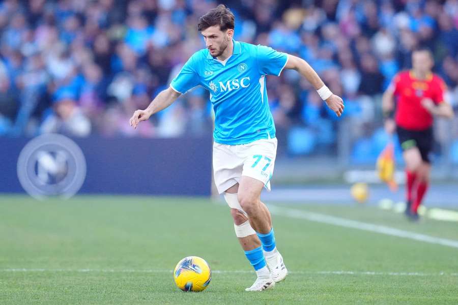 Neapel spielt sich an die Spitze.