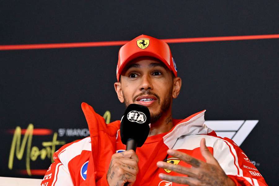 La superstar della F1 Lewis Hamilton invia un messaggio "molto speciale" all'Arsenal in vista della finale di Champions League La superstar della F1 Lewis Hamilton invia un messaggio "molto speciale" all'Arsenal in vista della finale di Champions League