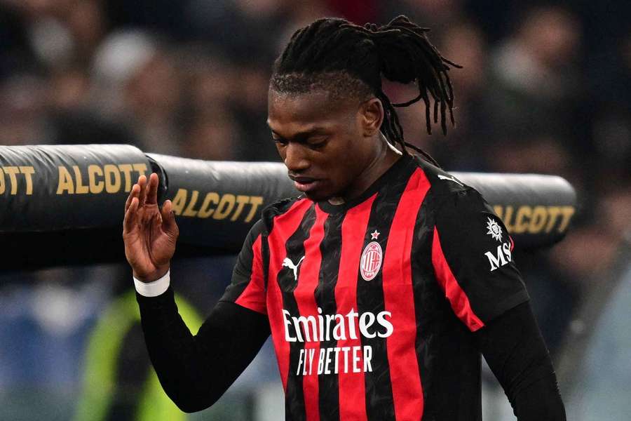 Di Canio urges AC Milan to drop Leao contract talks Di Canio urges AC Milan to drop Leao contract talks