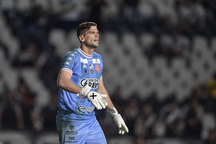 Victor Brasil fechou o gol contra o Vasco Victor Brasil fechou o gol contra o Vasco