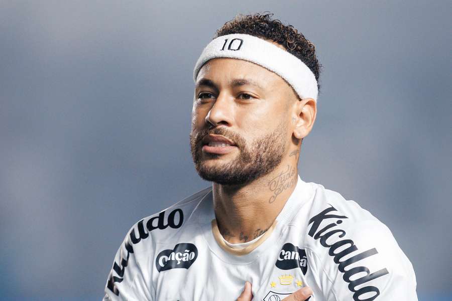 Neymar es baja en el Santos para el Brasileirão