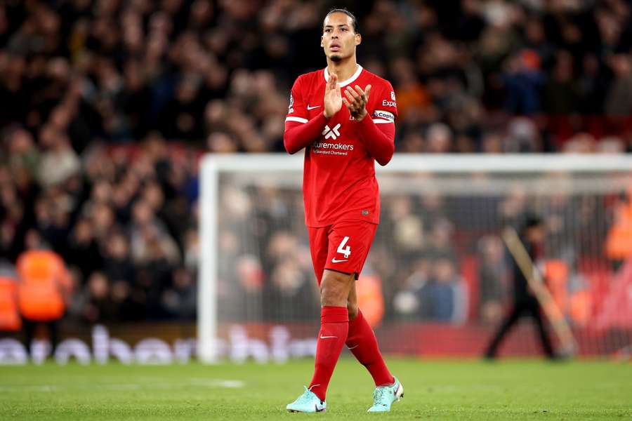 Virgil van Dijk maakt kans op een plekje in het team van het jaar