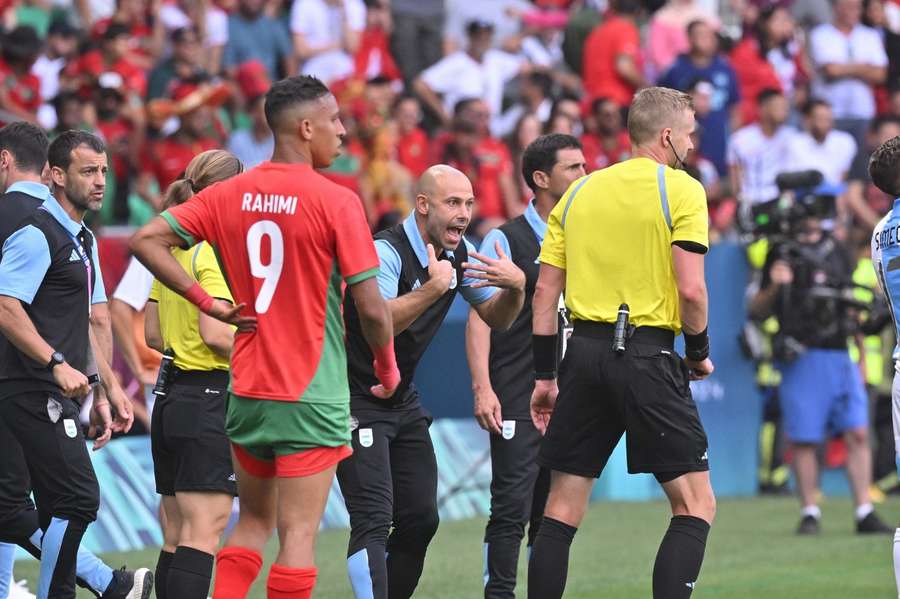 Argentina sentiu-se prejudicada na sua partida de estreia