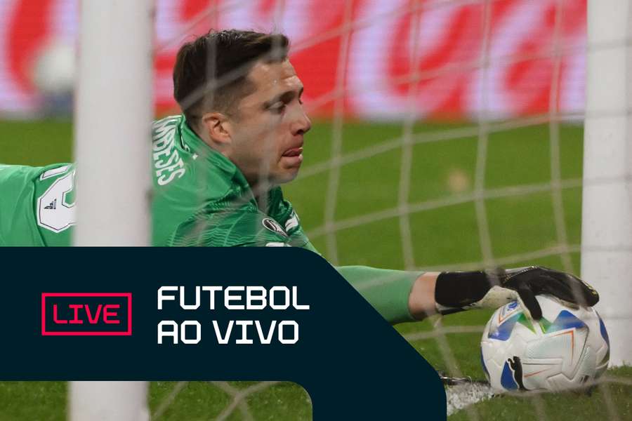 Goleiro do Racing evitou gol do Vélez que levaria decisão para as penalidades