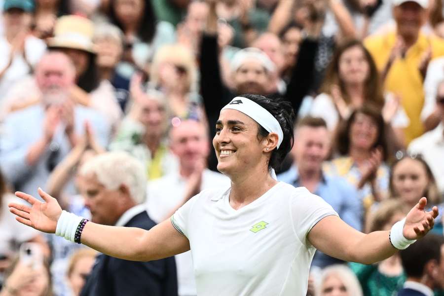 Sorpresa a Wimbledon: la tunisina Jabeur in finale, battuta la favorita Sabalenka in tre set