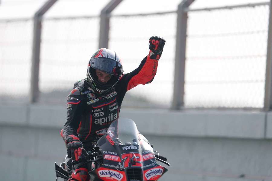 Marco Bezzecchi venceu no Grande Prémio do Algarve Marco Bezzecchi venceu no Grande Prémio do Algarve