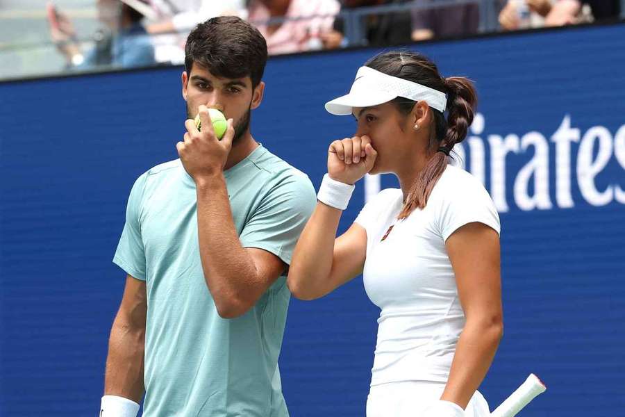 Alcaraz y Raducanu pierden en su debut en los dobles mixtos del US Open