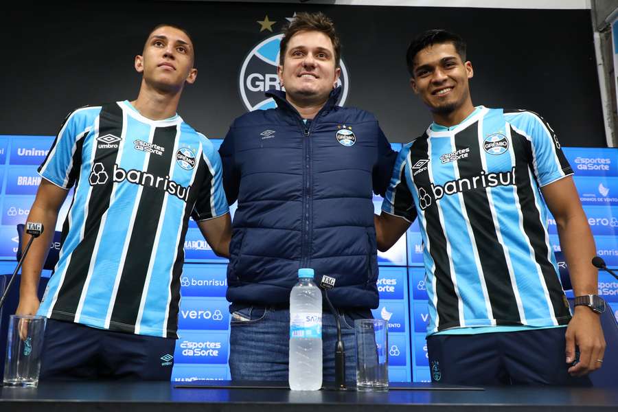 Monsalve (esq.) foi anunciado pelo clube em 2024 Monsalve (esq.) foi anunciado pelo clube em 2024