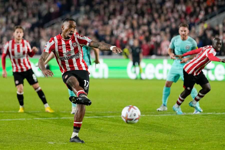 Toney bags two as Brentford sink Brighton