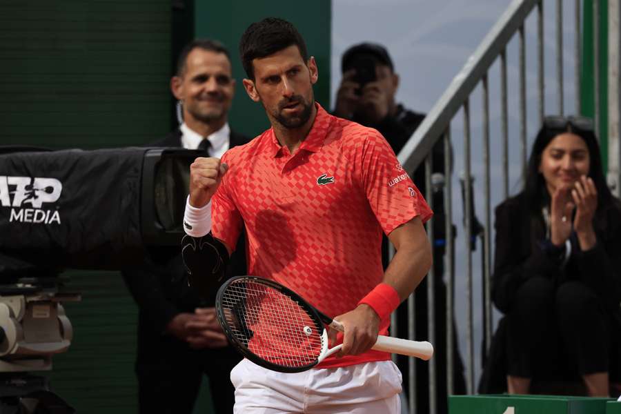 Novak Djokovic zdołał odwrócić losy mecz z Lucą van Assche