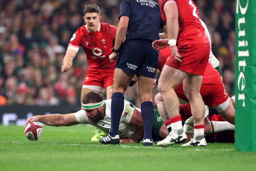 Both of Gerhard Steenekamp's international tries came against Wales.