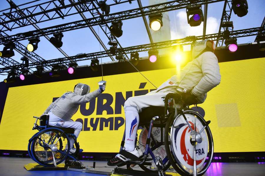 Sábado (8) foi especial em Paris com um dia de apresentação do esportes paralímpicos