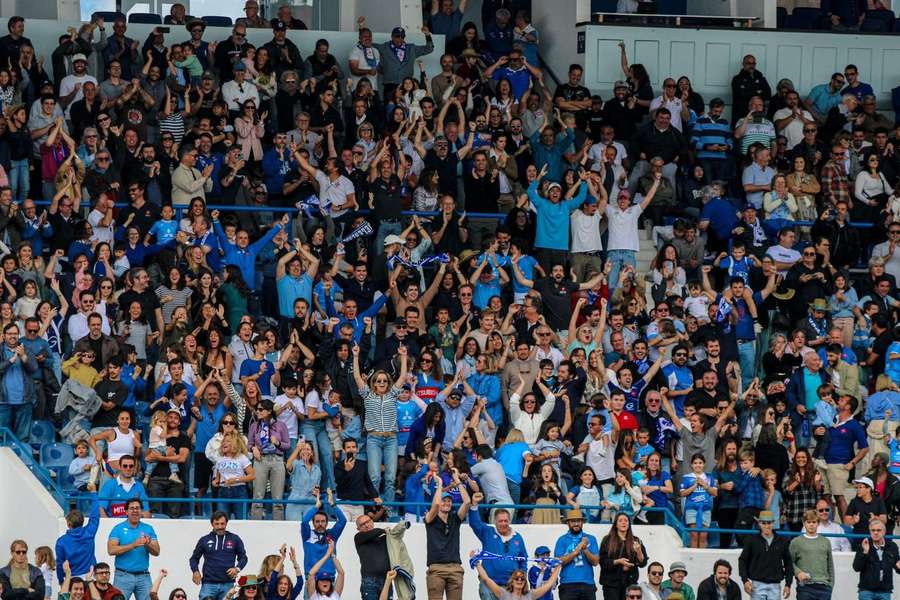 Os adeptos do Belenenses no apoio à equipa