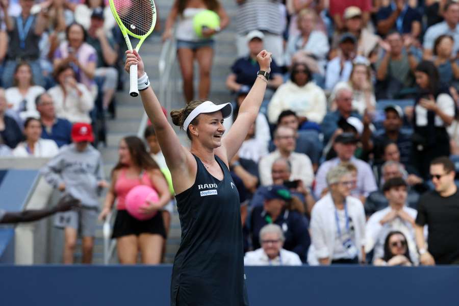 Krejcikova célébrant sa victoire.