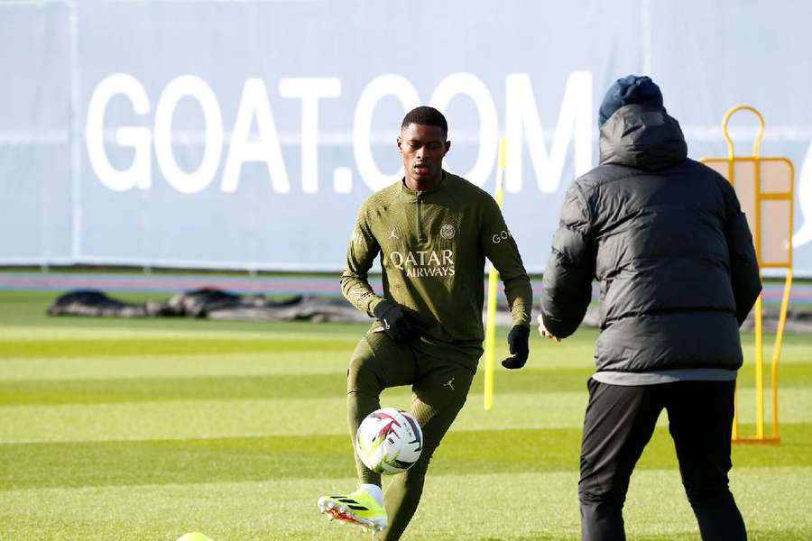 Nuno Mendes à l'entraînement.