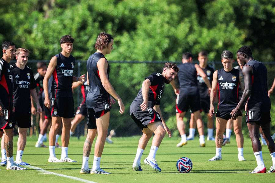 Benfica na preparação para o jogo com o Chelsea