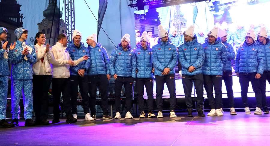 Predstavenie kolekcie pre olympijské hry. Predstavenie kolekcie pre olympijské hry.