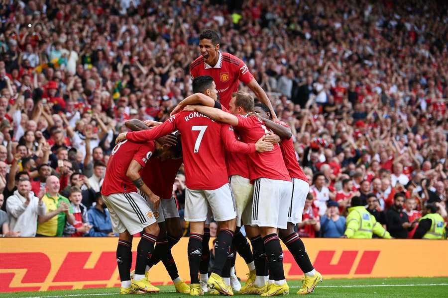 Manchester United vyhrál v Premier League poslední čtyři ligové zápasy a rázem je pátý.