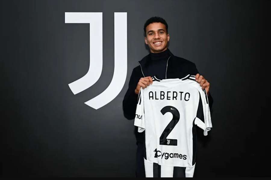 Alberto Costa oficializado pela Juventus