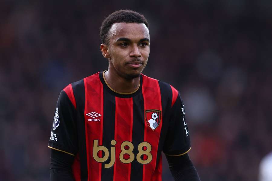 Bournemouth name Eli Junior Kroupi price as European giants circle