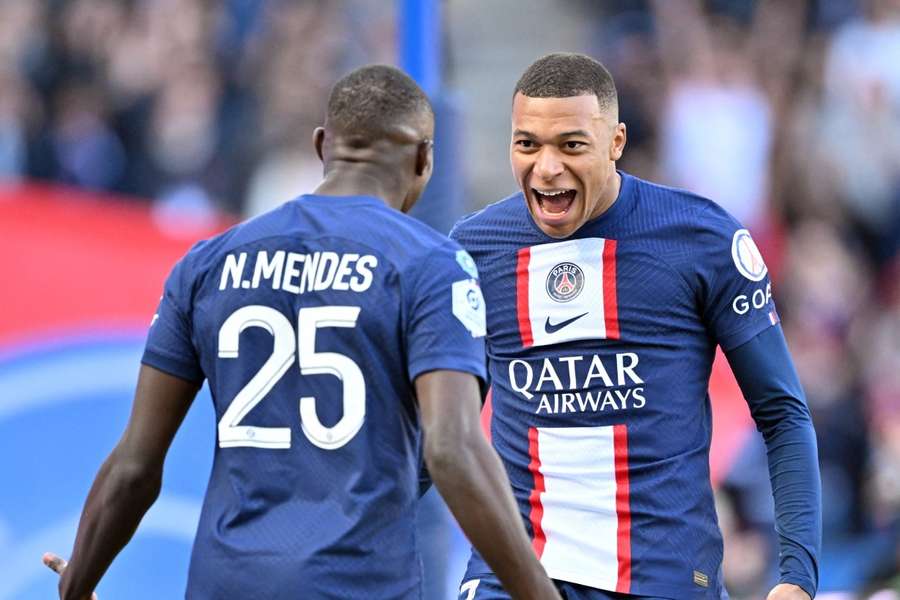 PSG zvítězilo nad Auxerre 5:0 a lize vládne bez porážky. Mbappé se odpoutal od Neymara