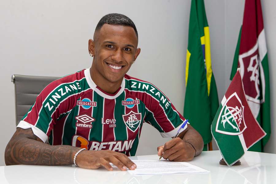 Marquinhos assinou contrato de empréstimo com o Fluminense
