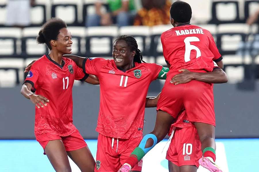 Dans une performance historique, le Malawi renverse le Ghana, se qualifie en demies de la CAN et au Mondial 2027 Dans une performance historique, le Malawi renverse le Ghana, se qualifie en demies de la CAN et au Mondial 2027
