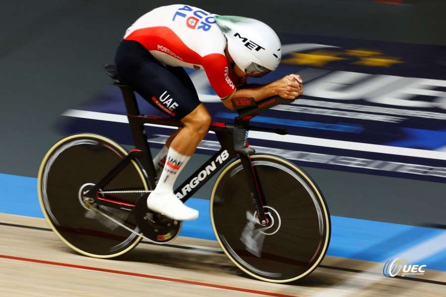 Ivo Oliveira foi quinto classificado no concurso olímpico do omnium dos Europeus de ciclismo de pista