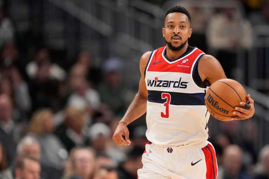 C.J. McCollum žiaril proti Atlante. C.J. McCollum žiaril proti Atlante.