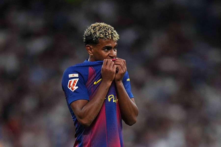 Lamine Yamal se lamenta Lamine Yamal se lamenta