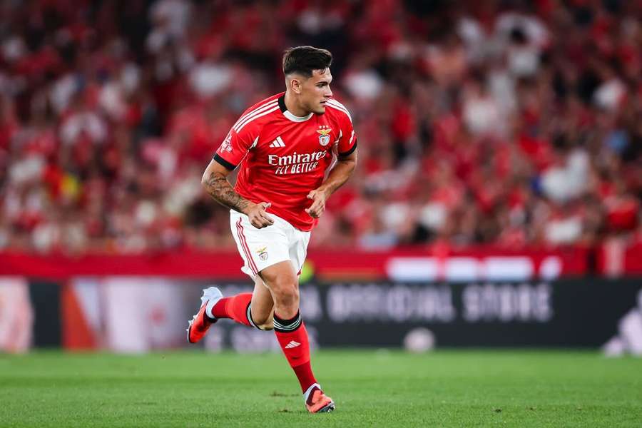 Gonçalo Oliveira ao serviço do Benfica
