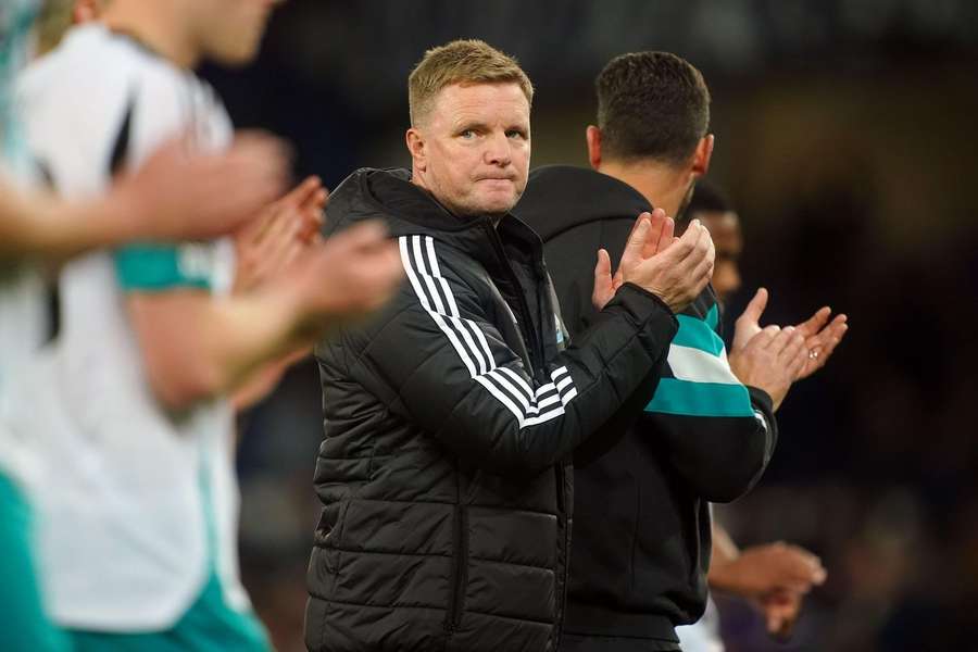 Newcastle United manager Eddie Howe (centre) applause the fans