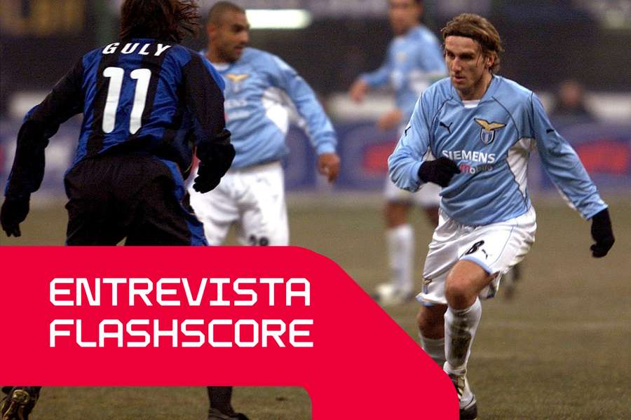 Karel Poborský com a camisola da Lazio (e contra o Inter)