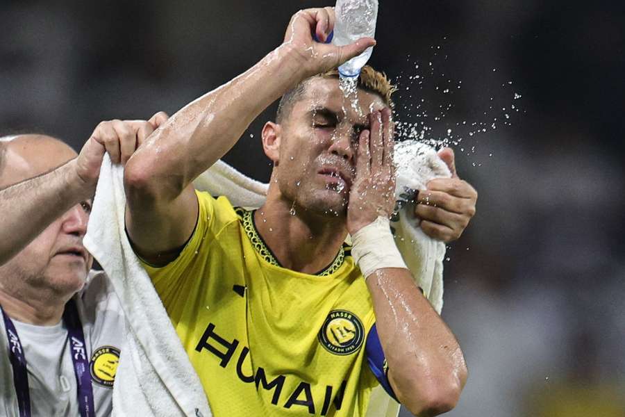 Al-Nassr de Cristiano Ronaldo foi goleado pelo Al-Ain na Champions da Ásia Al-Nassr de Cristiano Ronaldo foi goleado pelo Al-Ain na Champions da Ásia