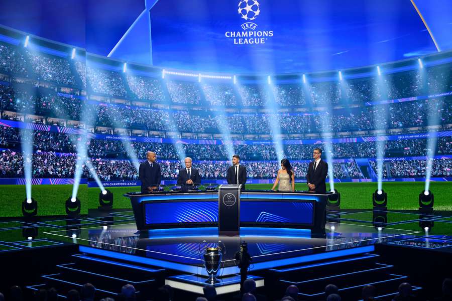 Escenario del sorteo de la fase liga de la Champions 26/27 Escenario del sorteo de la fase liga de la Champions 26/27
