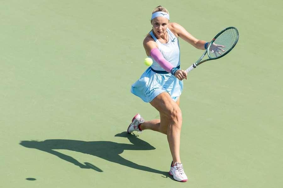 Rebecca Sramkova derrotou alemã Laura Siegemund